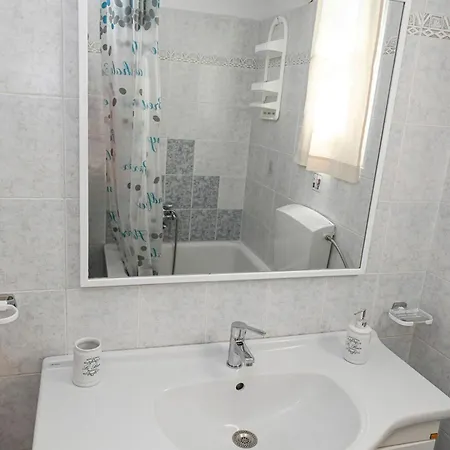 Apartment La Luna In Agia Barbara Tinos